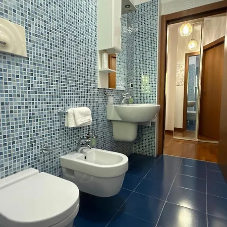 Crystal House Apartment